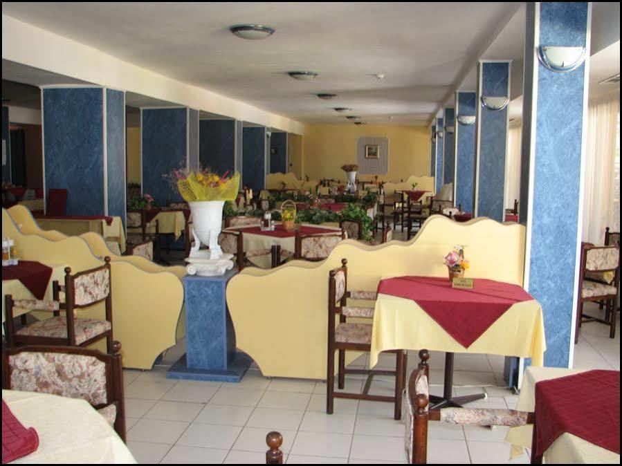 Kamchia Park Hotel Golden Sands Exterior foto
